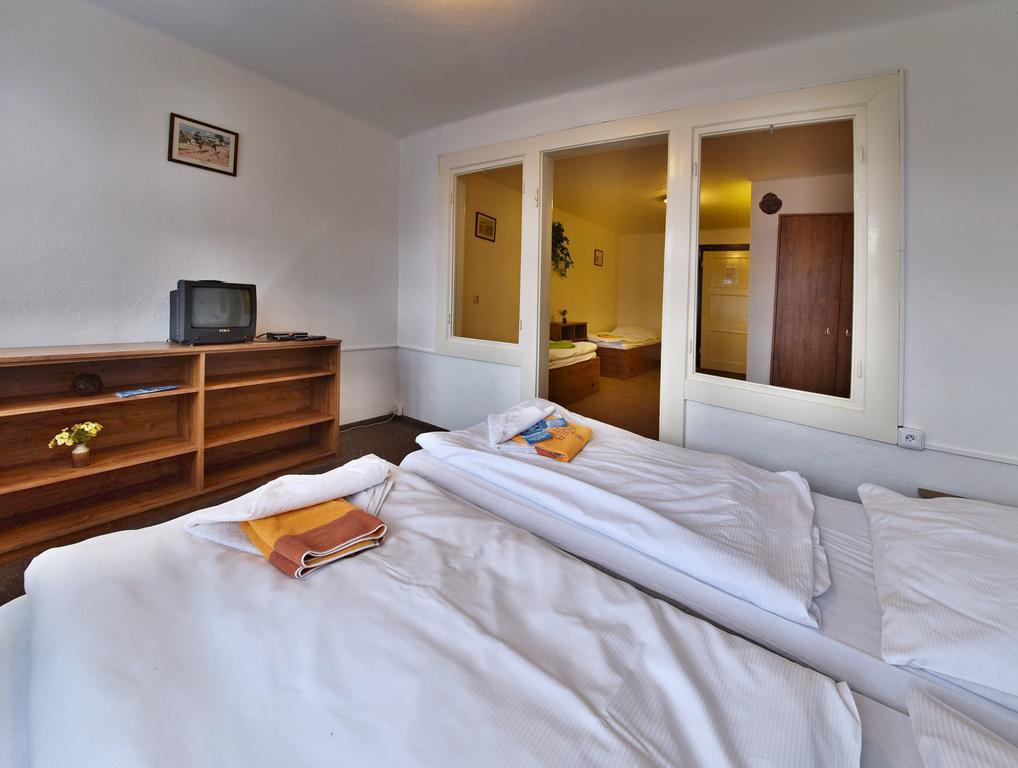 Pension Lucerna Spindleruv Mlyn Exterior photo