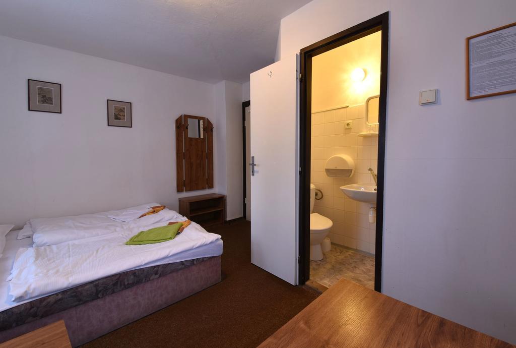 Pension Lucerna Spindleruv Mlyn Exterior photo
