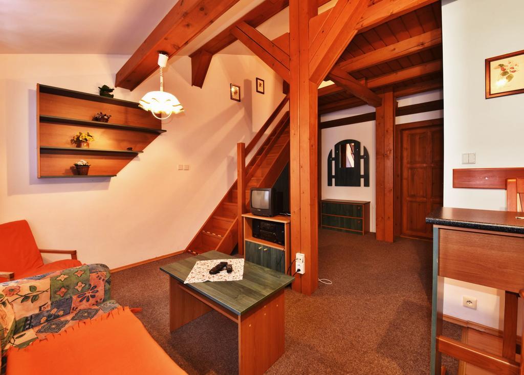 Pension Lucerna Spindleruv Mlyn Exterior photo